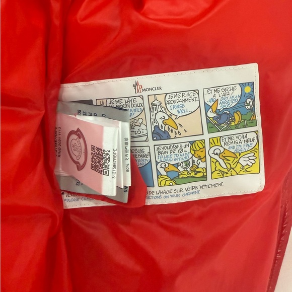 Moncler Women’s Bright Red Shiny Puffer Coat - Picture 3 of 9